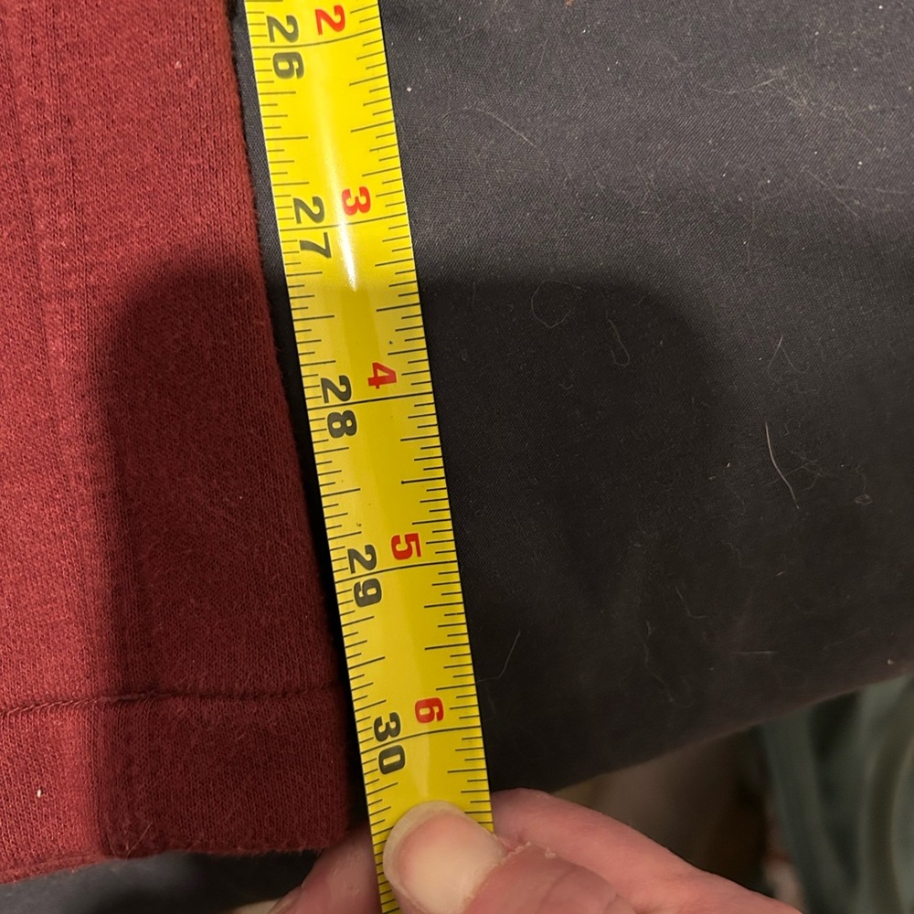 NIKE sweatpants size large maroon type color so soft and comfy - Picture 11 of 11